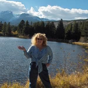 Meet your Posher, Caren